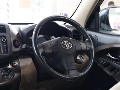 2009 Toyota Vanguard - Thumbnail
