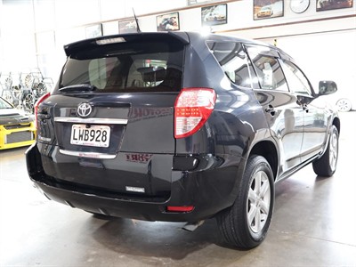 2009 Toyota Vanguard - Thumbnail