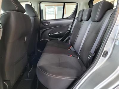 2014 Suzuki Swift - Thumbnail