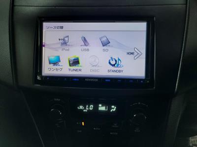2014 Suzuki Swift - Thumbnail