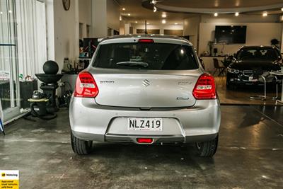 2021 Suzuki Swift - Thumbnail