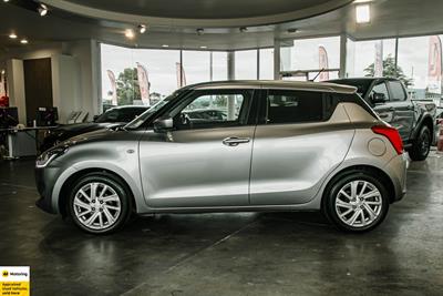2021 Suzuki Swift - Thumbnail