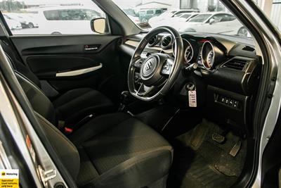 2021 Suzuki Swift - Thumbnail