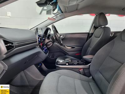 2021 Hyundai IONIQ - Thumbnail