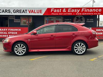 2011 Mitsubishi Galant  - Thumbnail