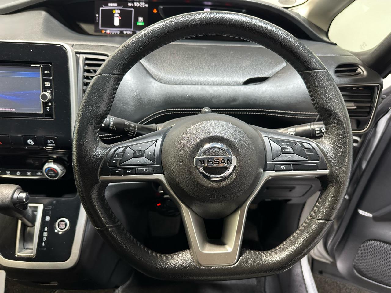 2017 Nissan Serena
