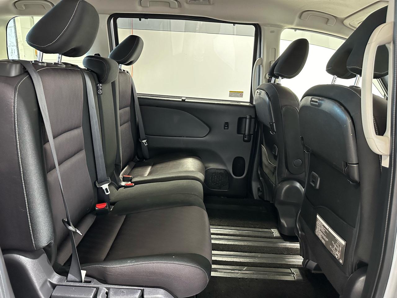 2017 Nissan Serena