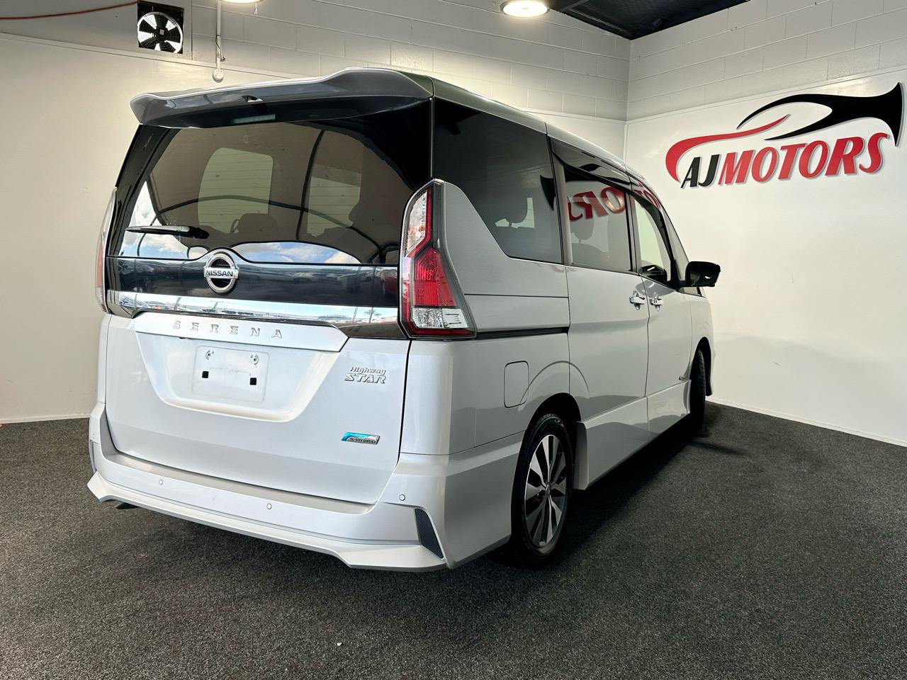 2017 Nissan Serena