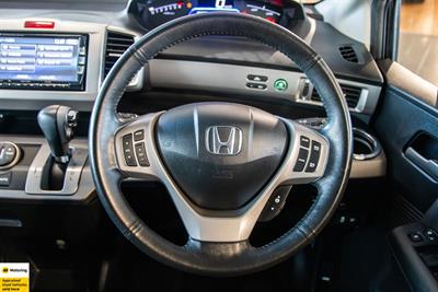 2012 Honda Freed - Thumbnail