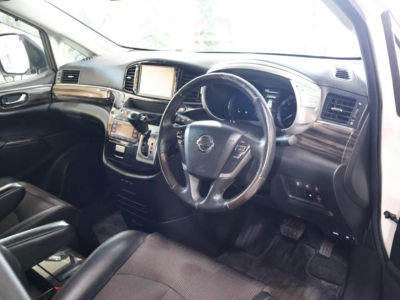 2016 Nissan Elgrand