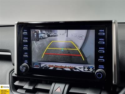 2019 Toyota RAV4 - Thumbnail
