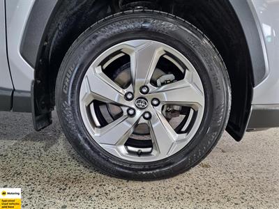 2019 Toyota RAV4 - Thumbnail