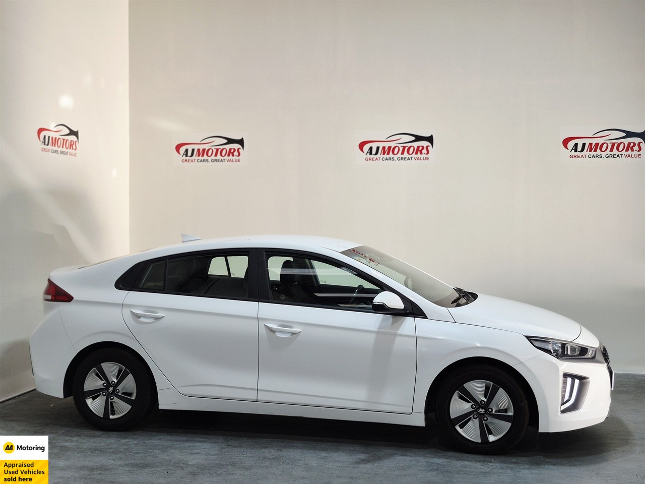 2022 Hyundai IONIQ