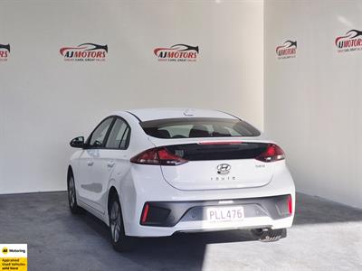 2022 Hyundai IONIQ - Thumbnail