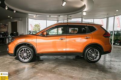 2017 Nissan X-Trail - Thumbnail