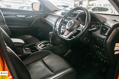 2017 Nissan X-Trail - Thumbnail