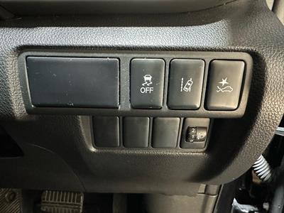 2020 Mitsubishi Eclipse Cross - Thumbnail