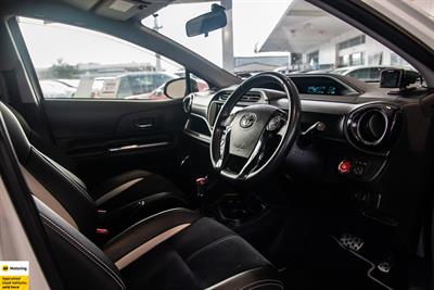 2014 Toyota Aqua - Thumbnail