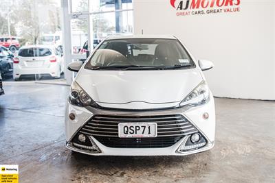 2014 Toyota Aqua - Thumbnail