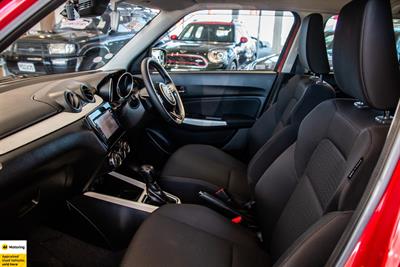 2019 Suzuki Swift - Thumbnail