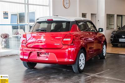 2019 Suzuki Swift - Thumbnail