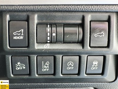 2015 Subaru Outback - Thumbnail