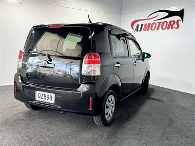 2013 Toyota Spade - Thumbnail