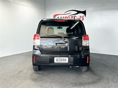 2013 Toyota Spade - Thumbnail
