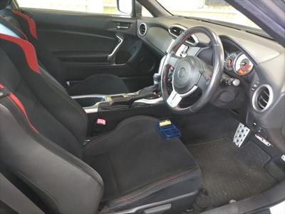 2015 Toyota 86 - Thumbnail