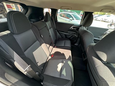 2022 Mitsubishi Outlander - Thumbnail