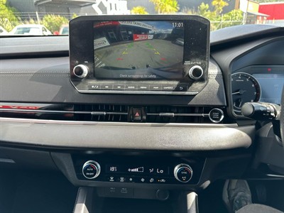 2022 Mitsubishi Outlander - Thumbnail