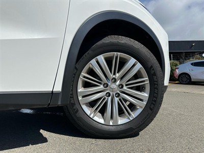 2022 Mitsubishi Outlander - Thumbnail