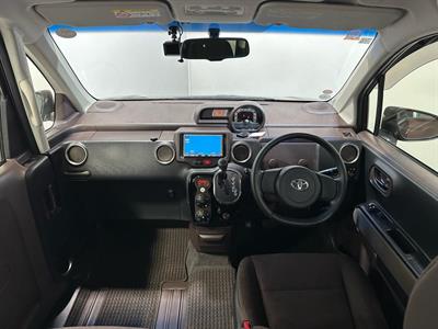 2012 Toyota Spade - Thumbnail