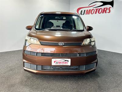 2012 Toyota Spade - Thumbnail