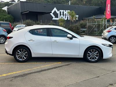 2021 Mazda 3 - Thumbnail