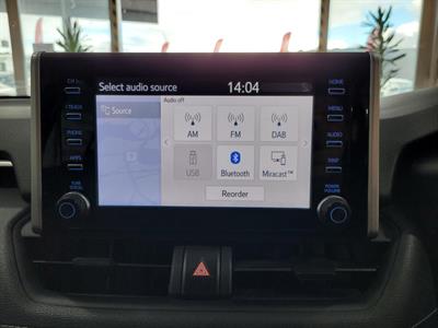 2021 Toyota RAV4 - Thumbnail