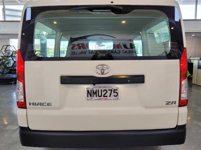 2021 Toyota Hiace - Thumbnail
