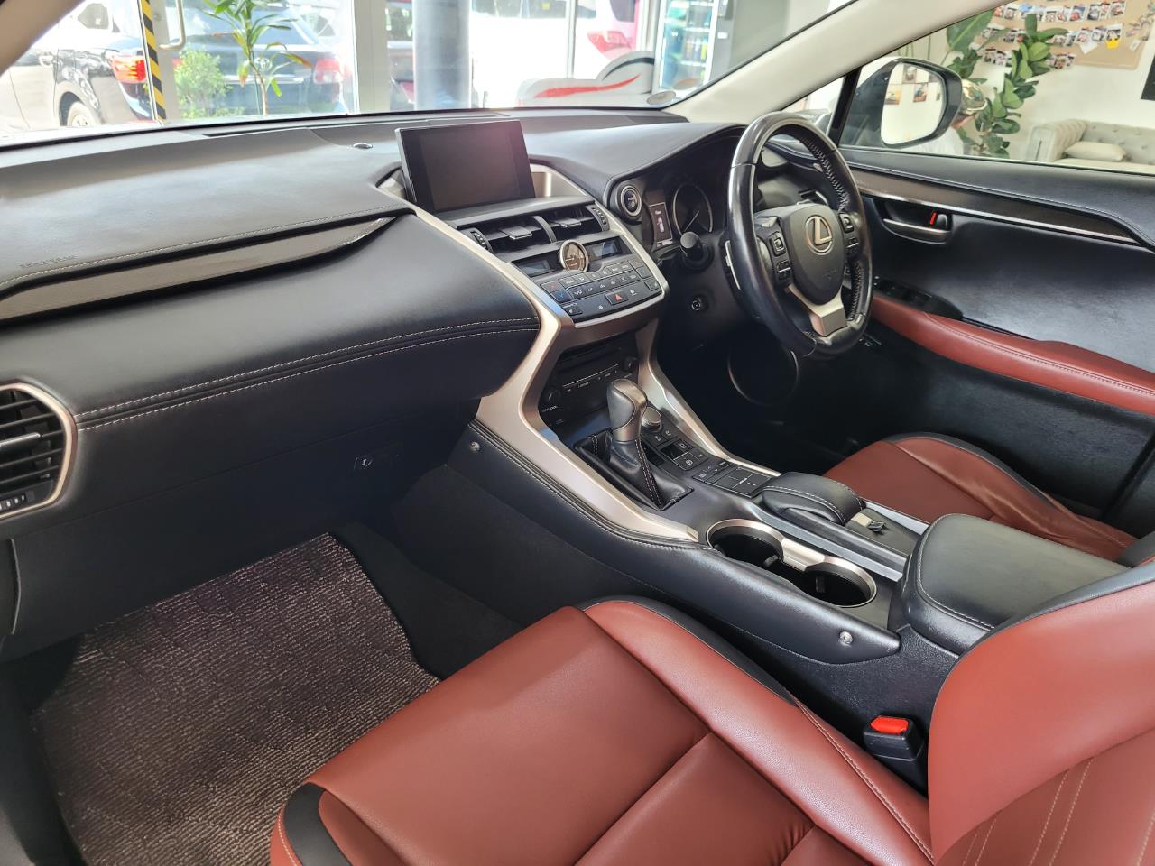 2015 Lexus NX 300h