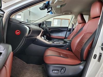 2015 Lexus NX 300h - Thumbnail