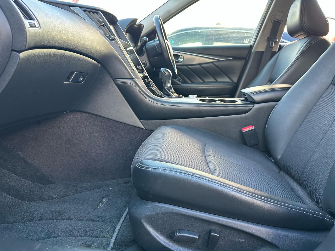 2016 Nissan Skyline