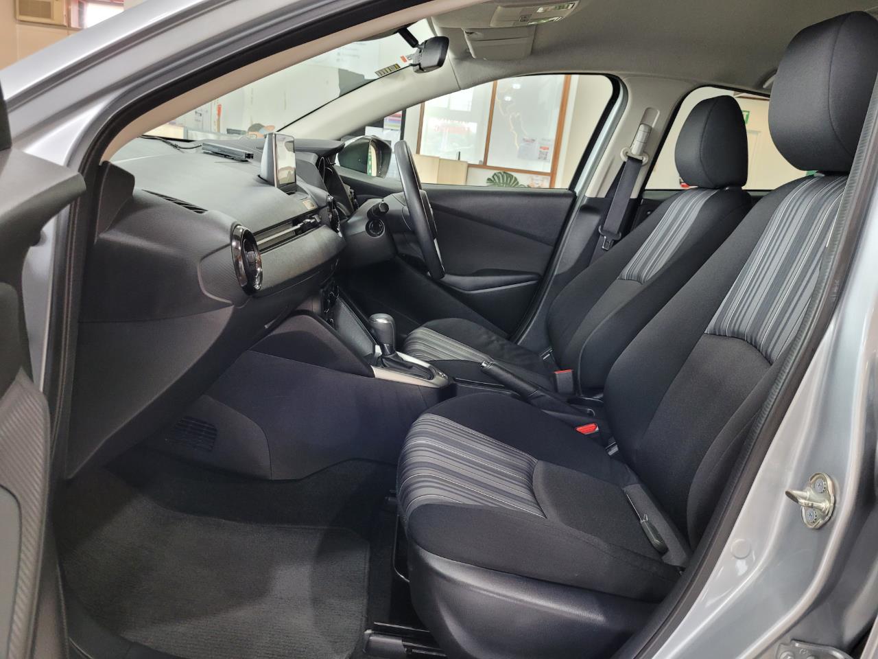 2017 Mazda Demio