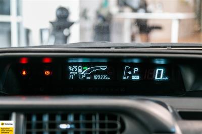 2016 Toyota Aqua - Thumbnail