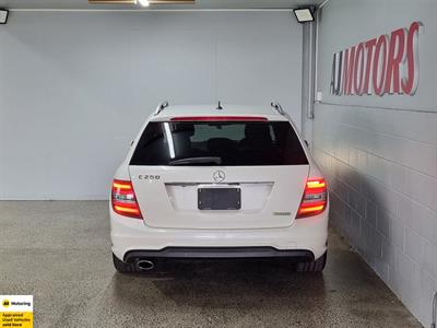 2012 Mercedes-Benz C 250 - Thumbnail