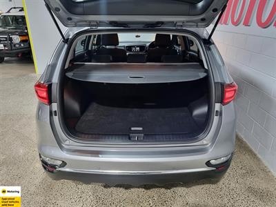 2021 Kia Sportage - Thumbnail