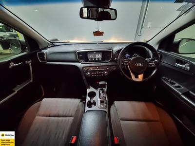 2021 Kia Sportage - Thumbnail