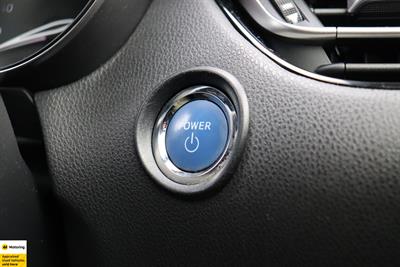 2017 Toyota C-HR - Thumbnail