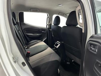 2019 Mitsubishi Triton - Thumbnail
