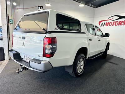 2019 Mitsubishi Triton - Thumbnail