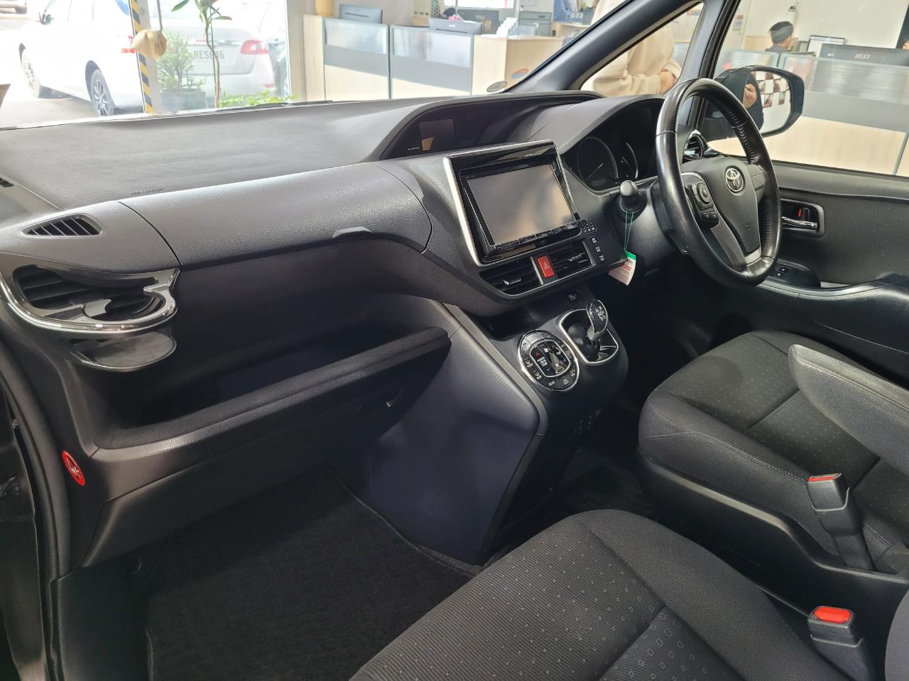 2014 Toyota Noah