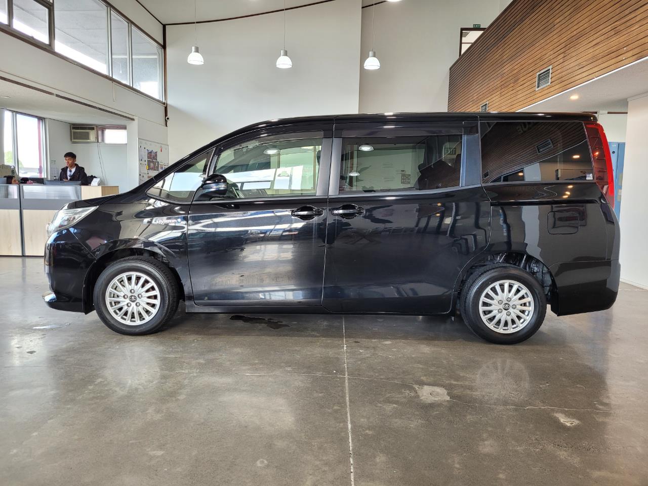 2014 Toyota Noah